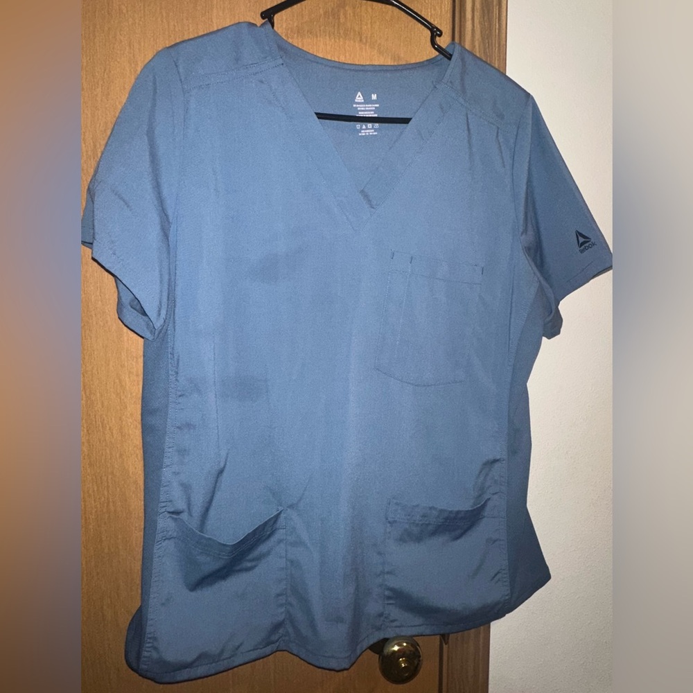 Women’s scrub set